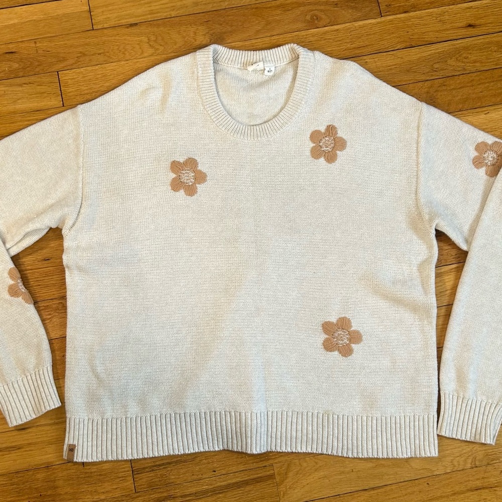 Tentree Cream and Tan Flower Embroidered Sweater